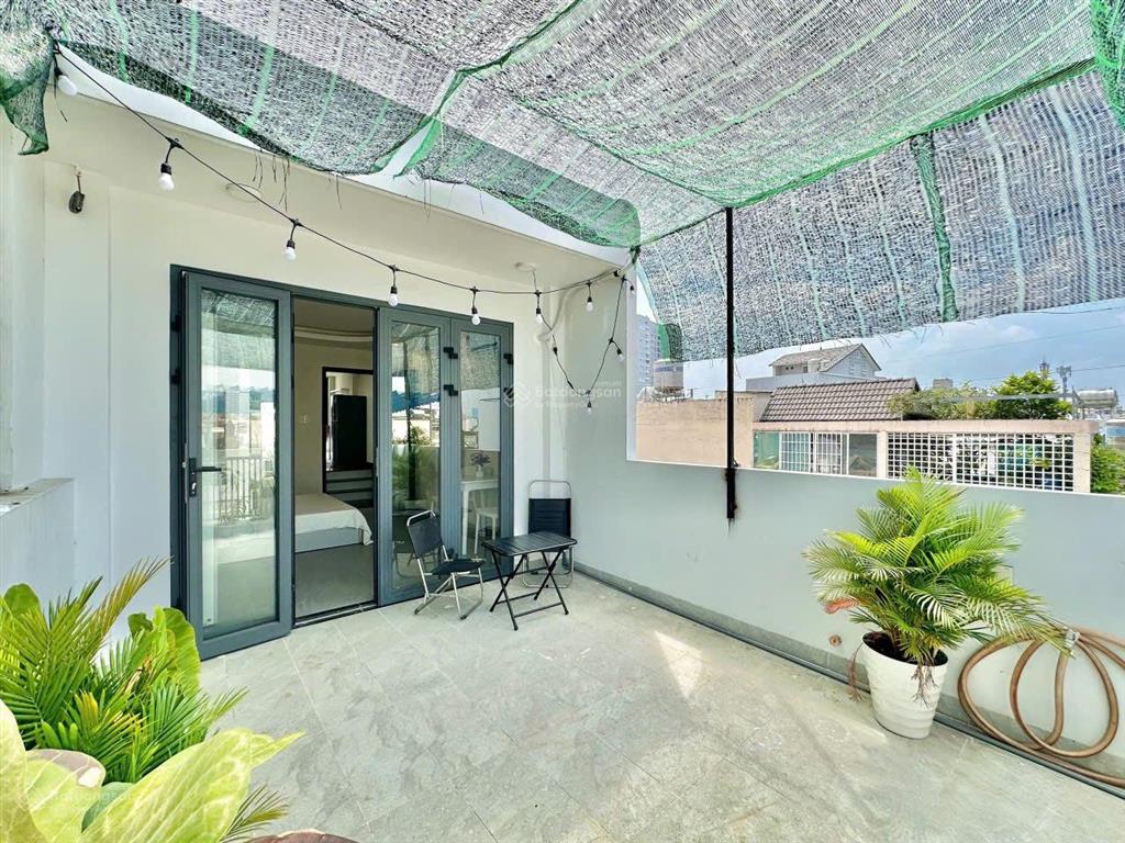 Cho thuê penthouses 1pn,2bancol,60m2,ngay phan xích long,gần ngã 4 phú nhuận,q1,q3,bt,full nội thất