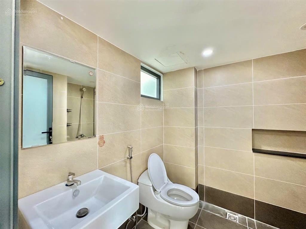 Cho thuê penthouses 1pn,2bancol,60m2,ngay phan xích long,gần ngã 4 phú nhuận,q1,q3,bt,full nội thất