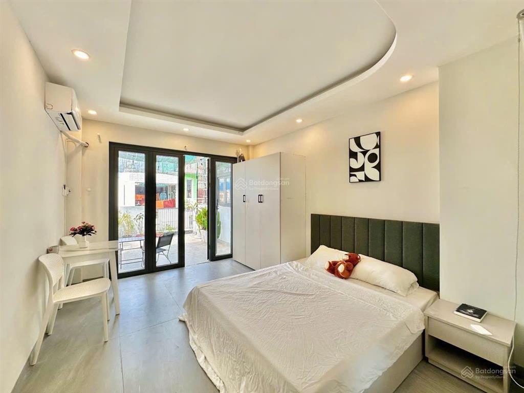 Cho thuê penthouses 1pn,2bancol,60m2,ngay phan xích long,gần ngã 4 phú nhuận,q1,q3,bt,full nội thất