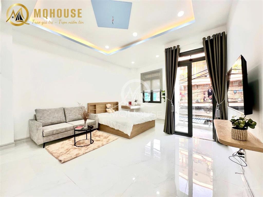 Cho thuê căn hộ dịch vụ ngay cách mạng tháng tám,q3,gần q1,q10,bancolcửa sổ,40m2,full nội thất