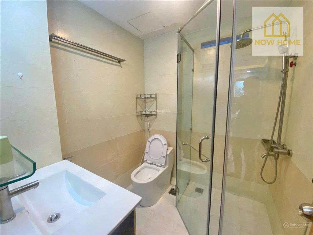 Studio ban công view sông, 40m2, ngay trường sa, full nội thất