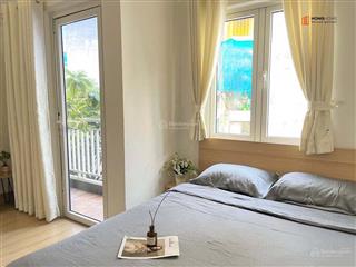 Cho thuê căn hộ dịch vụ dạng phòng ngủ riêng ngay hoàng sa q1 gần phú nhuận, q3, q10, 45m2, full nt