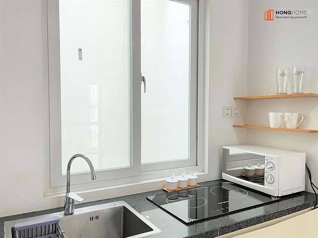 Cho thuê căn hộ dịch vụ dạng phòng ngủ riêng ngay hoàng sa q1 gần phú nhuận, q3, q10, 45m2, full nt
