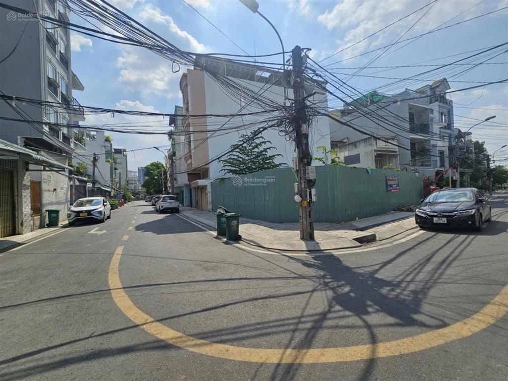 *đất vị trí lô góc 2mt,đường nhựa 12m, 12x15, xây được 5 tầng, gần nguyễn thị thập, giá tốt 17,8tỷ