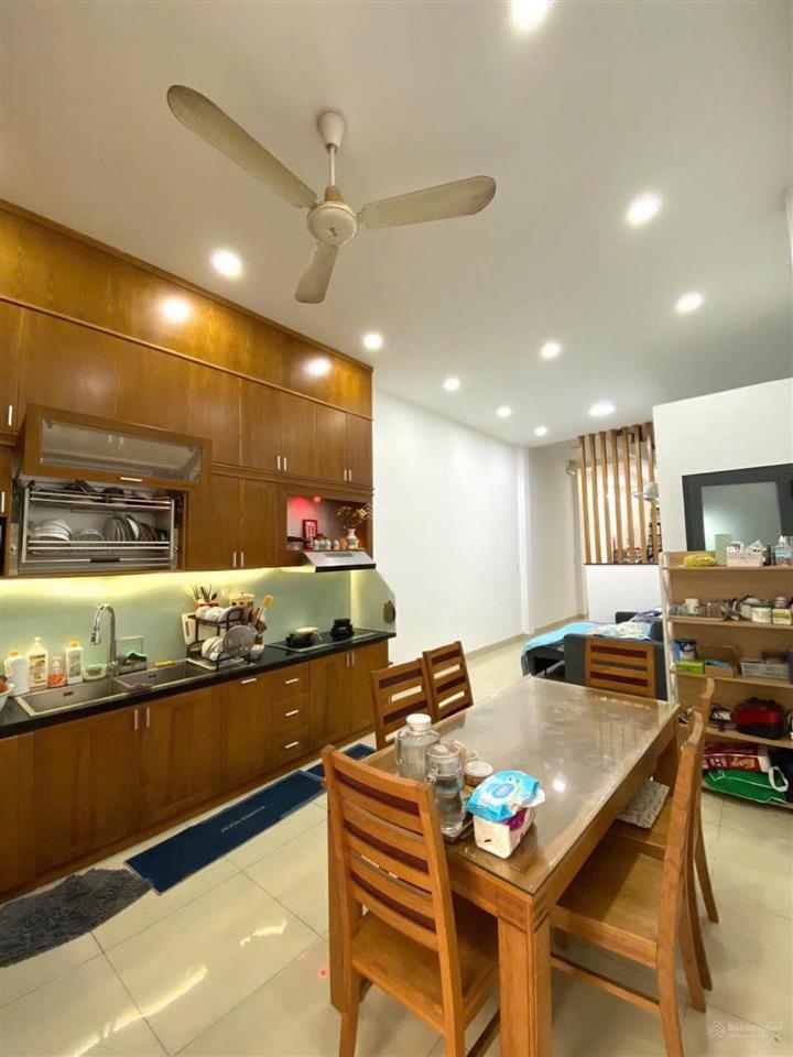 Bán nhà 4 tầng, quận 7, dt 75m², hxh lâm văn bền, nhà 2 mặt tiền thông thoáng, giá tốt 9,5 tỷ