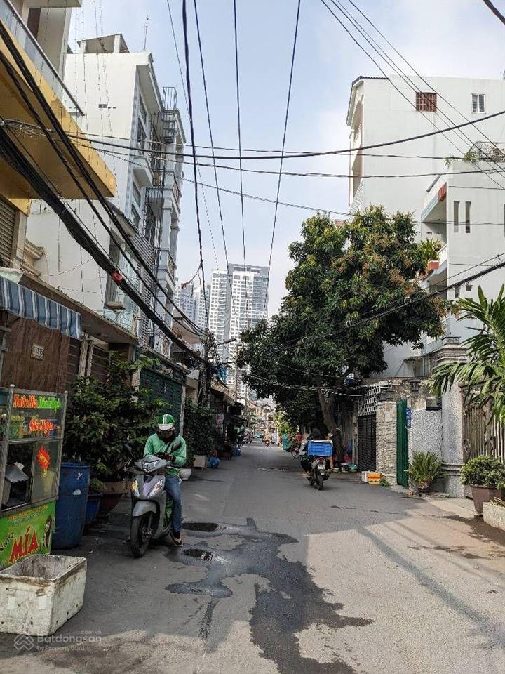 Bán nhà 3 tầng, quận 7, dt 75m², hxh gần nguyễn thị thập, giá chỉ 6,3 tỷ