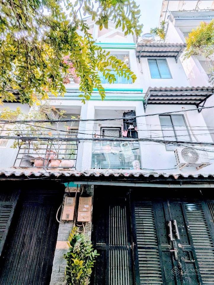 Bán nhà 3 tầng, quận 7, dt 75m², hxh gần nguyễn thị thập, giá chỉ 6,3 tỷ