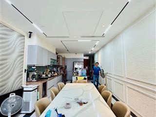 Bán nhà quận 4, tôn đản, 5 tầng, 62m², cách 20m ra mặt tiền đường, giá 8,4 tỷ
