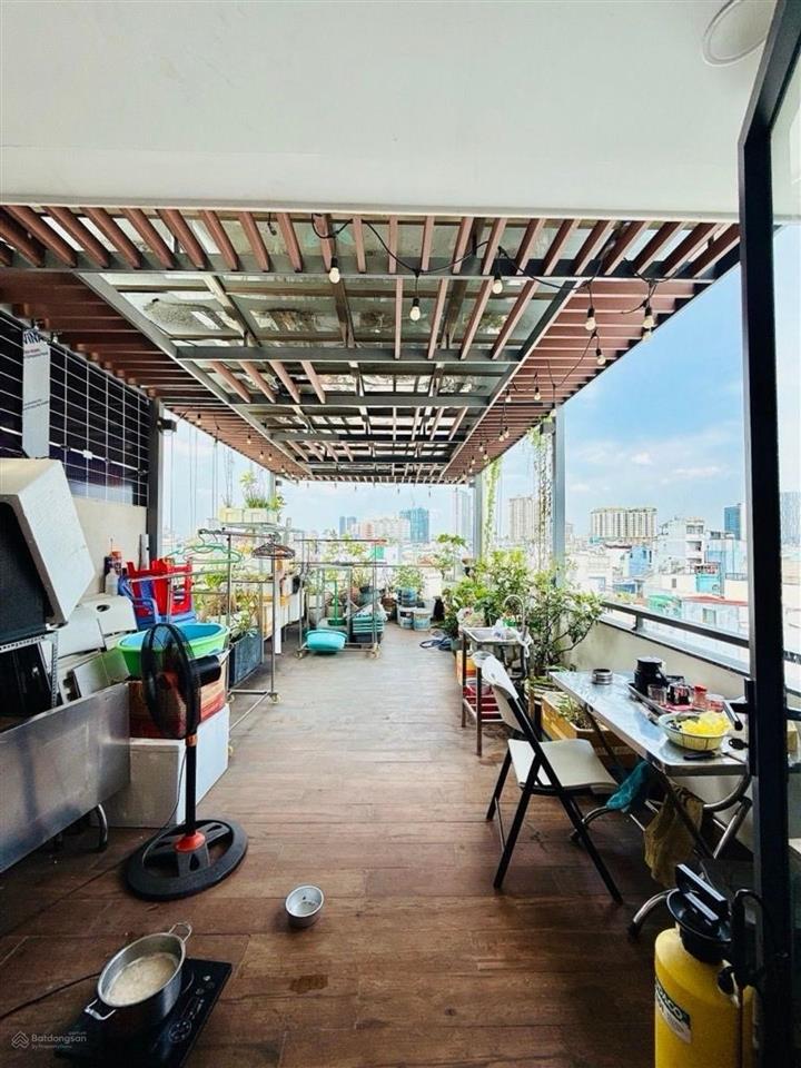 Bán nhà quận 4, tôn đản, 5 tầng, 62m², cách 20m ra mặt tiền đường, giá 8,4 tỷ