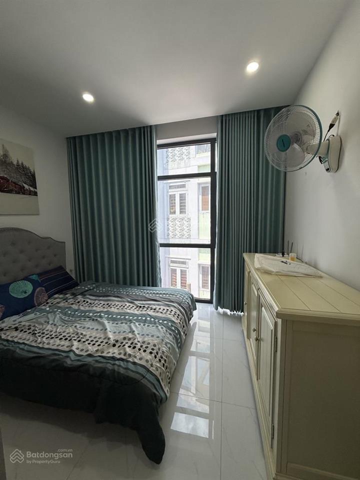 Bán nhà quận 4, khánh hội, 43m2, ngang 5.2m, 3 tầng, đường 3m, cách 20m ra mặt tiền, giá 6,9 tỷ