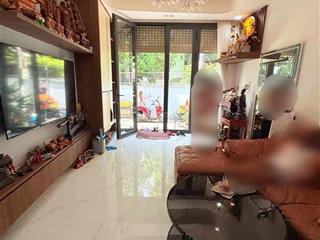 Bán nhà quận 7, 4 tầng, nguyễn văn linh, hxh, ngang 4m , 56m2, giá 8,2 tỷ