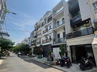 Bán nhà quận 7, 62m2, 4 tầng, gần phú mỹ hưng, đường 8m, kdc đồng bộ cao tầng, giá 9,2 tỷ