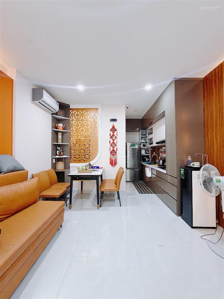 Bán nhà quận 4, 5 tầng, ngang 4m, đường 8m, gần khánh hội, giá 8,75 tỷ
