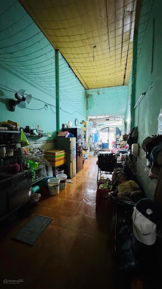 Bán nhà quận 4, 93m2, 2 tầng , đường 4m, đoàn văn bơ, cách 100m ra mt, giá 9,8 tỷ
