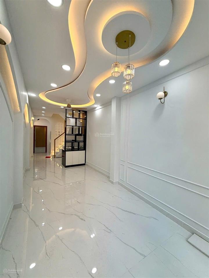 Bán nhà quận 4, mt đoàn văn bơ, 3 tầng, 58m2, gần hoàng diệu, giá 9,5 tỷ
