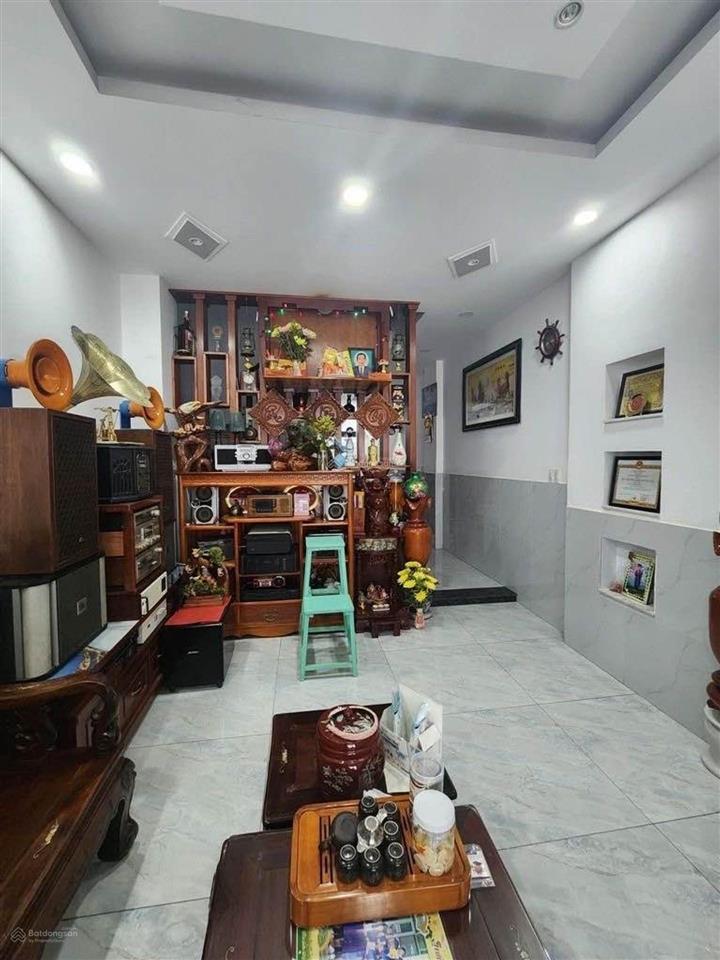 Bán nhà quận 7, đường 8m, p. phú thuận, gần nguyễn thị thập, 3 tầng, ngang 4m, giá 8,95 tỷ