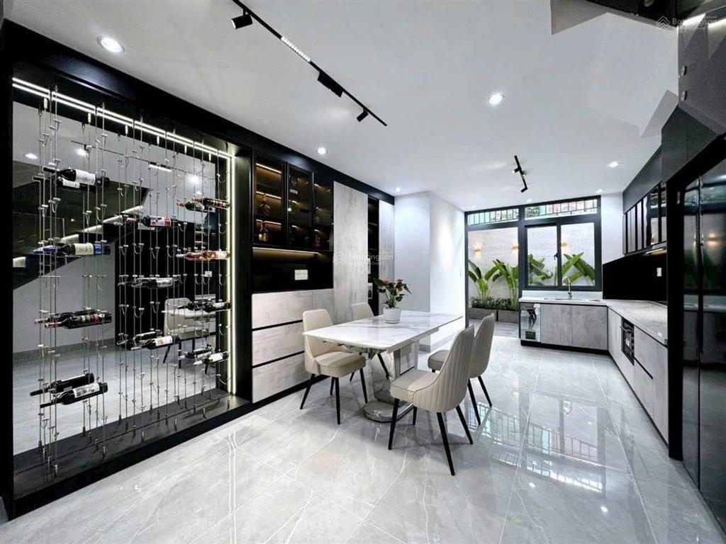Bán nhà quận 7, võ thị nhờ, 3 tầng, đường 4m, ngang 4.2m, 72m2, giá 7,8 tỷ