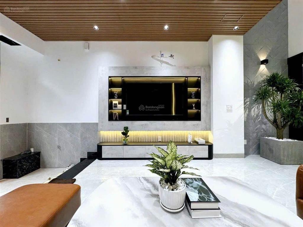 Bán nhà quận 7, võ thị nhờ, 3 tầng, đường 4m, ngang 4.2m, 72m2, giá 7,8 tỷ