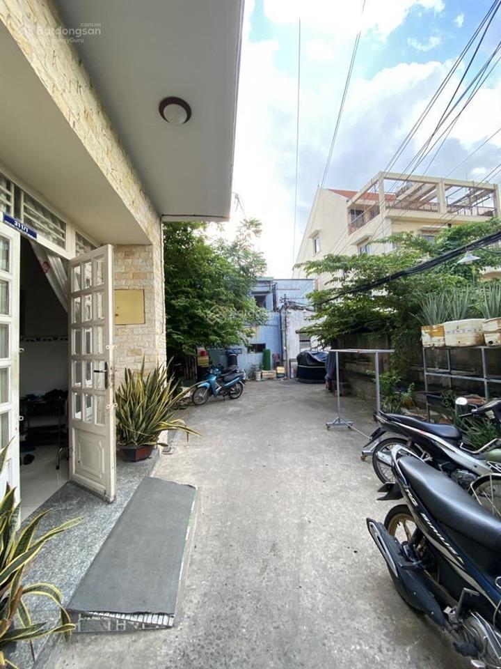 Bán nhà 3 tầng, quận 7, p. tân thuận, ngang 40m dài 22m, đường trước nhà 8m, giá 85 tỷ