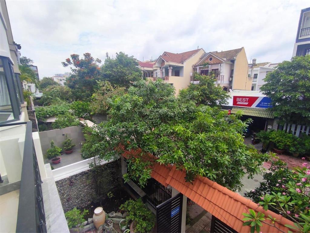 Bán biệt thự quận 7, 4 tầng, thang máy, đs trần trọng cung, 192m2, ngang 8m, đường 12m, giá 33 tỷ