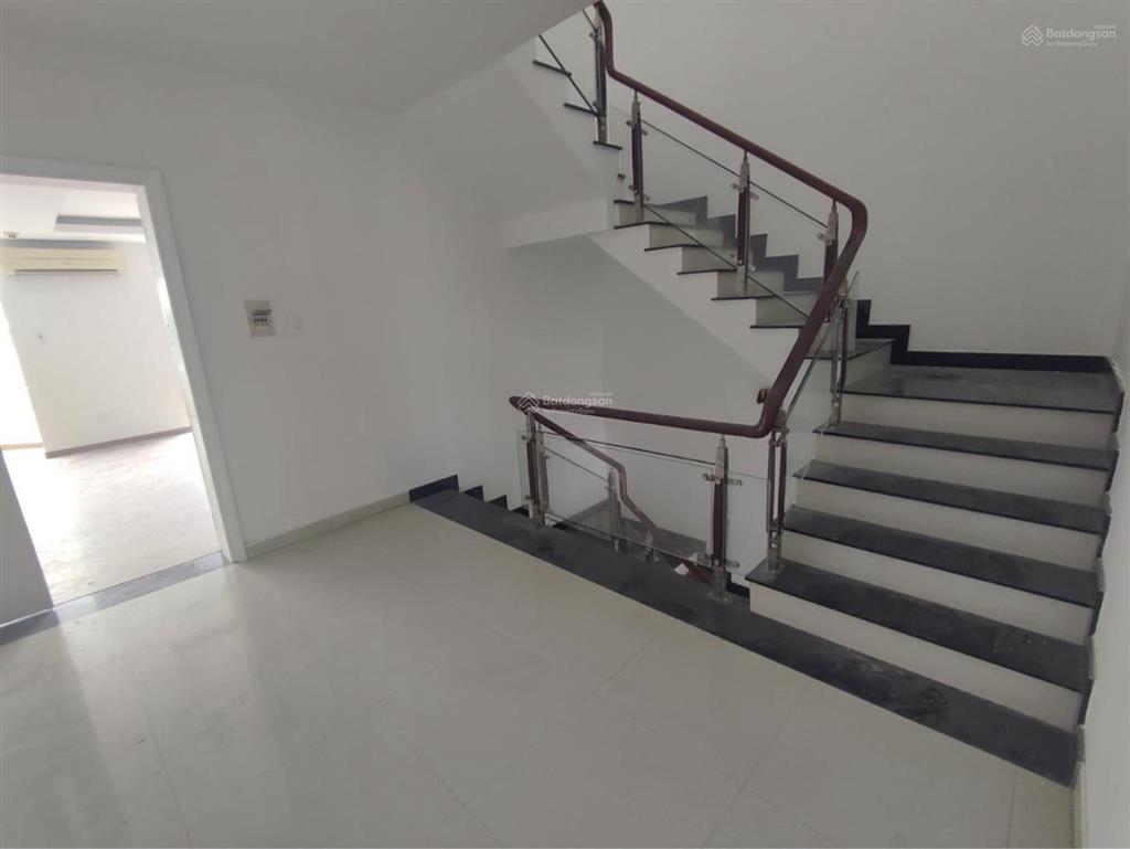 Bán biệt thự quận 7, 4 tầng, thang máy, đs trần trọng cung, 192m2, ngang 8m, đường 12m, giá 33 tỷ