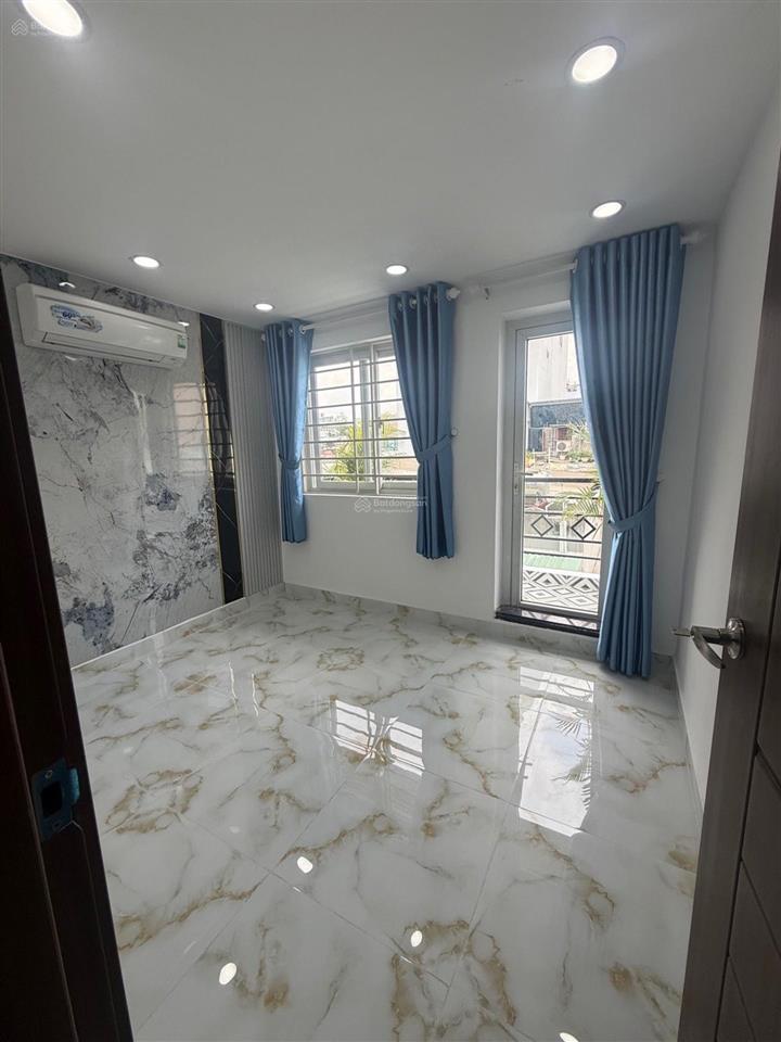 Bán nhà quận 7, 3 tầng, bùi văn ba, dt 30m2, đường 3m, giá 4 tỷ 860