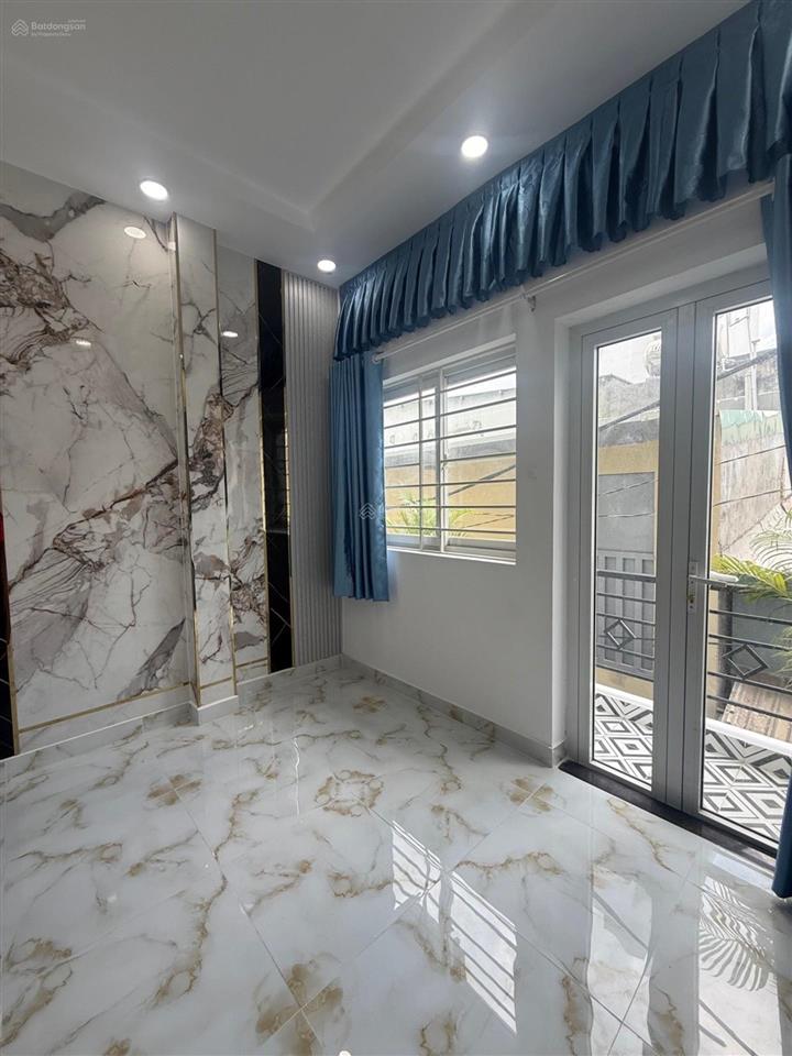 Bán nhà quận 7, 3 tầng, bùi văn ba, dt 30m2, đường 3m, giá 4 tỷ 860