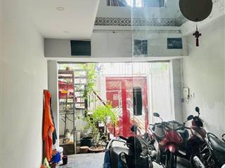 Bán nhà quận 7, 5 tầng, p. tân thuận, 4x17, sẵn dòng tiền 30tr/th, gần đh marketing, giá 7 tỷ