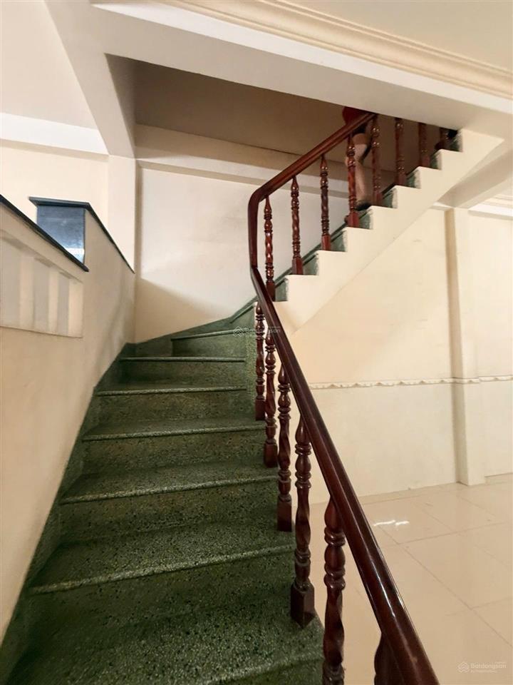 Bán đất tặng nhà, quận 7, mt lâm văn bền, dt 288m2, khu xây 9 tầng, ngang 8m, 3 tầng, giá 70 tỷ