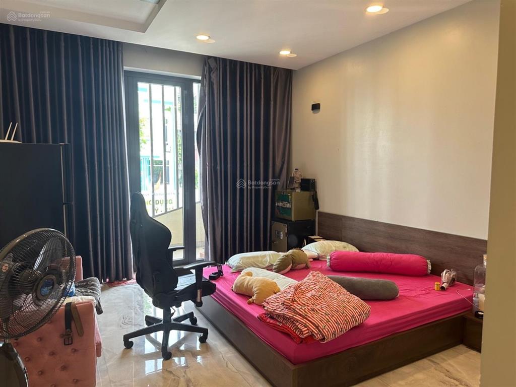 Bán nhà quận 7, 4 tầng, mt đường số 40, p. tân hưng, dt 76m2, gần nguyễn thị thập, giá 19,2 tỷ