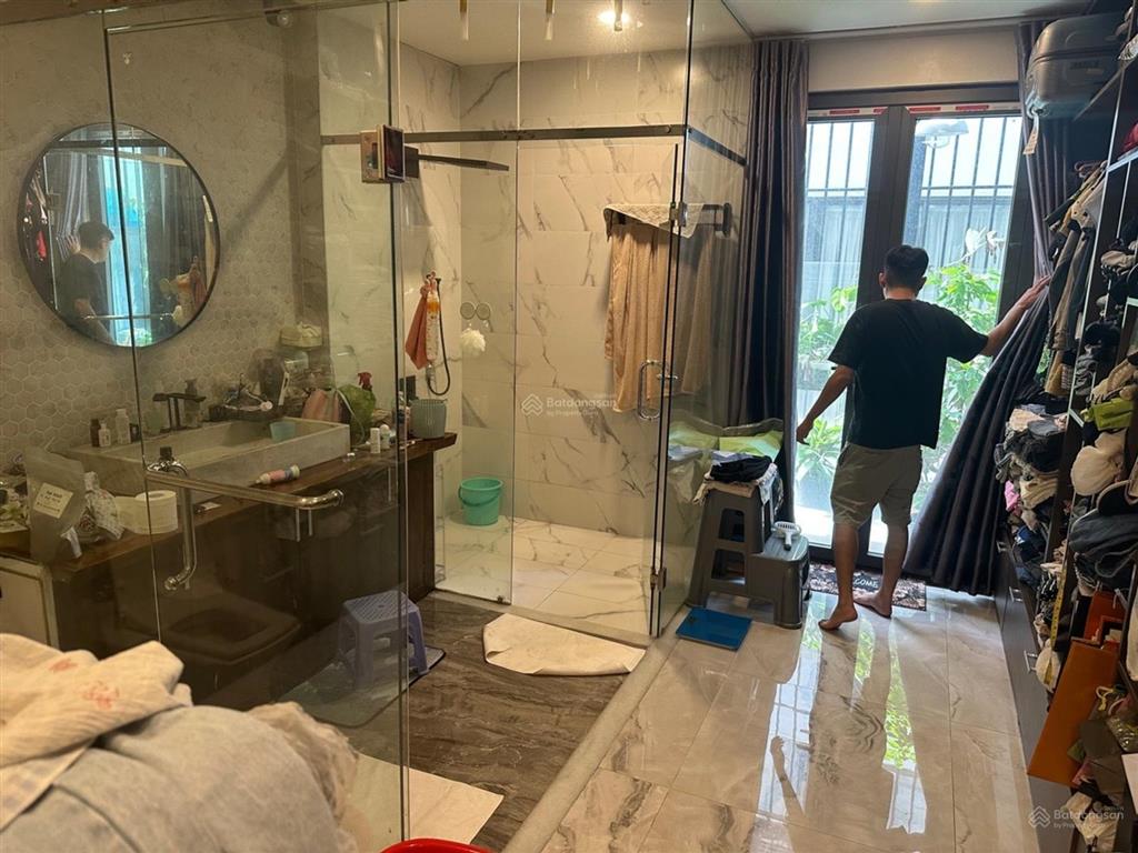 Bán nhà quận 7, 4 tầng, mt đường số 40, p. tân hưng, dt 76m2, gần nguyễn thị thập, giá 19,2 tỷ