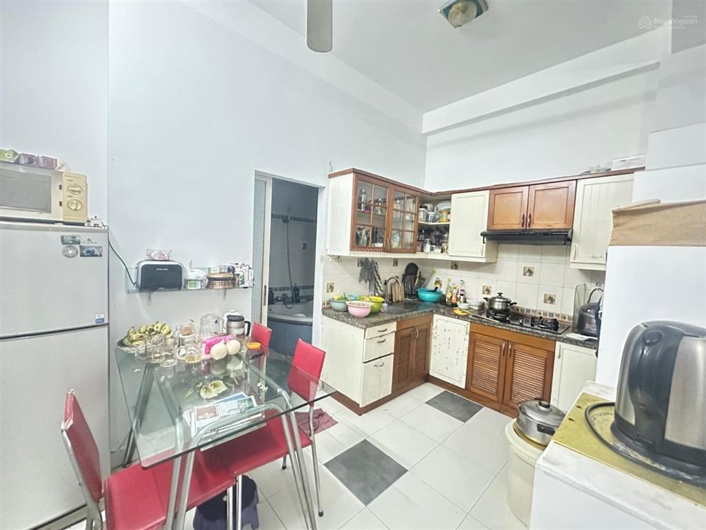 Bán nhà quận 4, đường số 41, 5 tầng, gần hoàng diệu, dt 70m2, đường 2 chiều, giá 29 tỷ