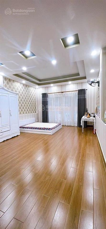 Bán nhà quận 4  tôn thất thuyết  5 tầng  dt 98m2  đường 4m  giá 15 tỷ