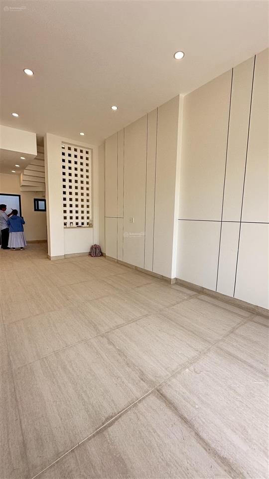 Bán nhà quận 7, đào trí, 3 tầng, ngay nhà ở xã hội khả vy,đường 20m, dt 110m2, ngang 5m, giá 12 tỷ