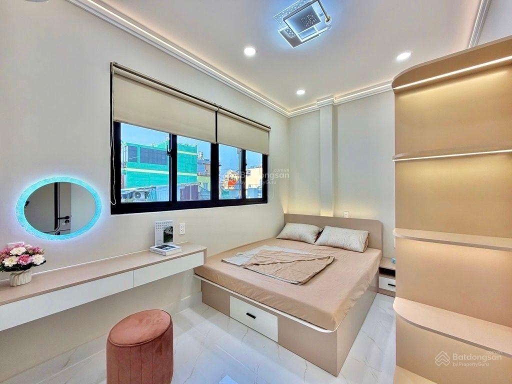 Nhà đẹp ở liền  sát hẻm xe hơi  3pn 3wc  ngay phan văn trị  bình thạnh  4.9 tỷ