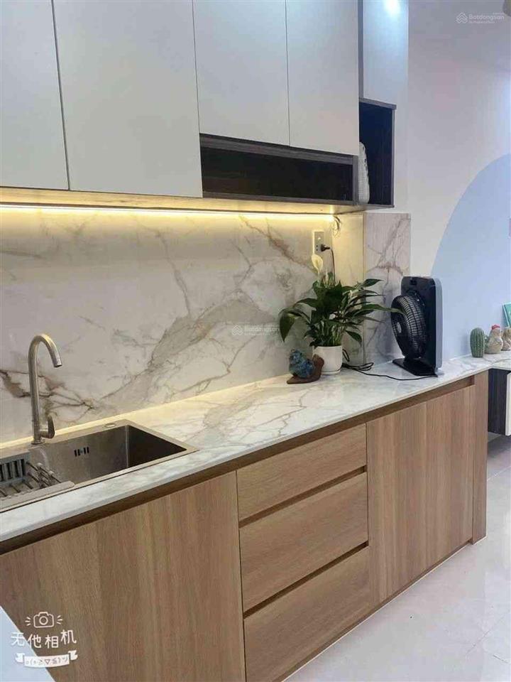 Nhà nhỏ xinh 28m2  2 tầng nở hậu  sát phan văn trị  bình thạnh  nhỉnh 4 tỷ