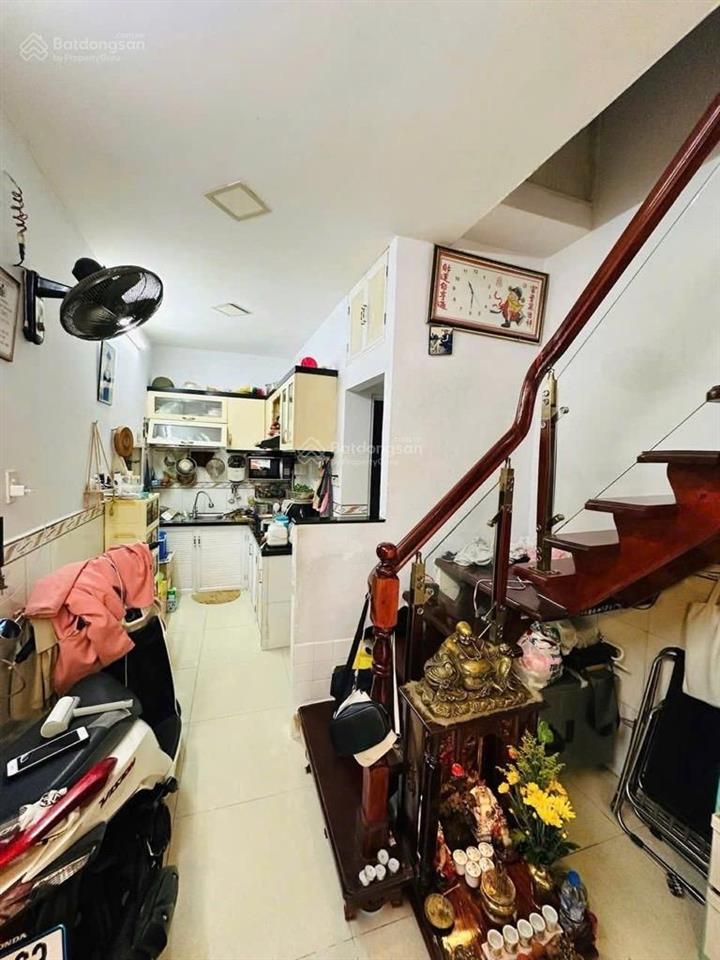 Bán nhà 33m2, nguyễn văn đậu, bình thạnh, 2 tầng, hẻm xe hơi, 4.7 tỷ