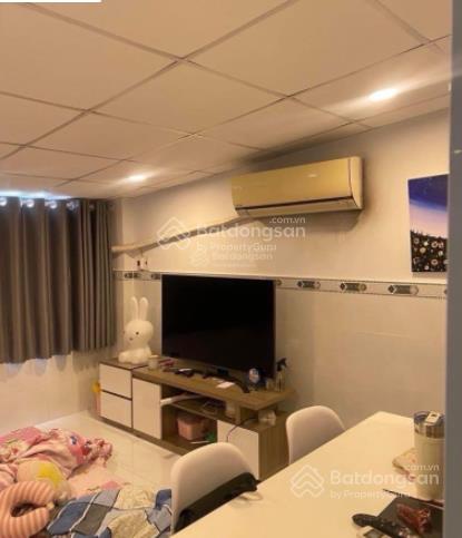 Bán nhà 3 tầng  ngay nguyễn xí  3.7x8m  bình thạnh  17 hẻm sạch sẽ  chỉ 3.x tỷ