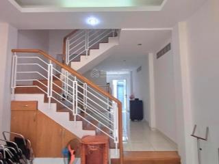 Bán nhà 4x10, ngay phan văn trị, bình thạnh, hẻm xe hơi, 6tỷ45