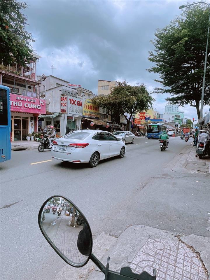 Nhà hiếm 40m2, nơ trang long ,bình thạnh, tầng thoáng, hẻm xe hơi tránh sát bên, 4.5 tỷ