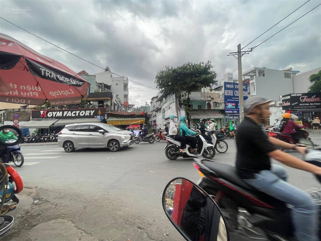 Bán nhà 35m2  ngay nơ trang long  bình thạnh  2 tầng  hxh  4.x tỷ