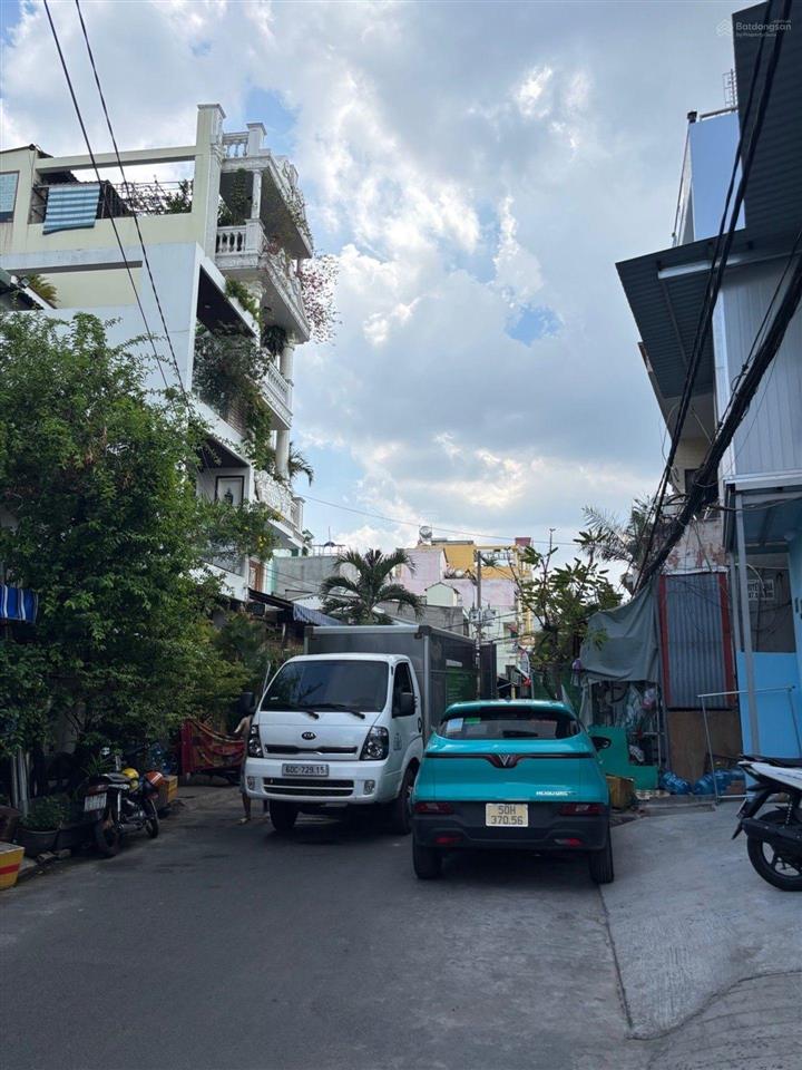 Nhà hẻm xe hơi  2 tầng  4x8  sát lê quang định  bình thạnh  chỉ 4.x tỷ
