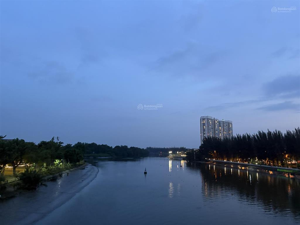 Bán biệt thự 2 mặt tiền nguyễn văn linh kề phú mỹ hưng, ngay trung sơn, 8x18m, 21,2 tỷ