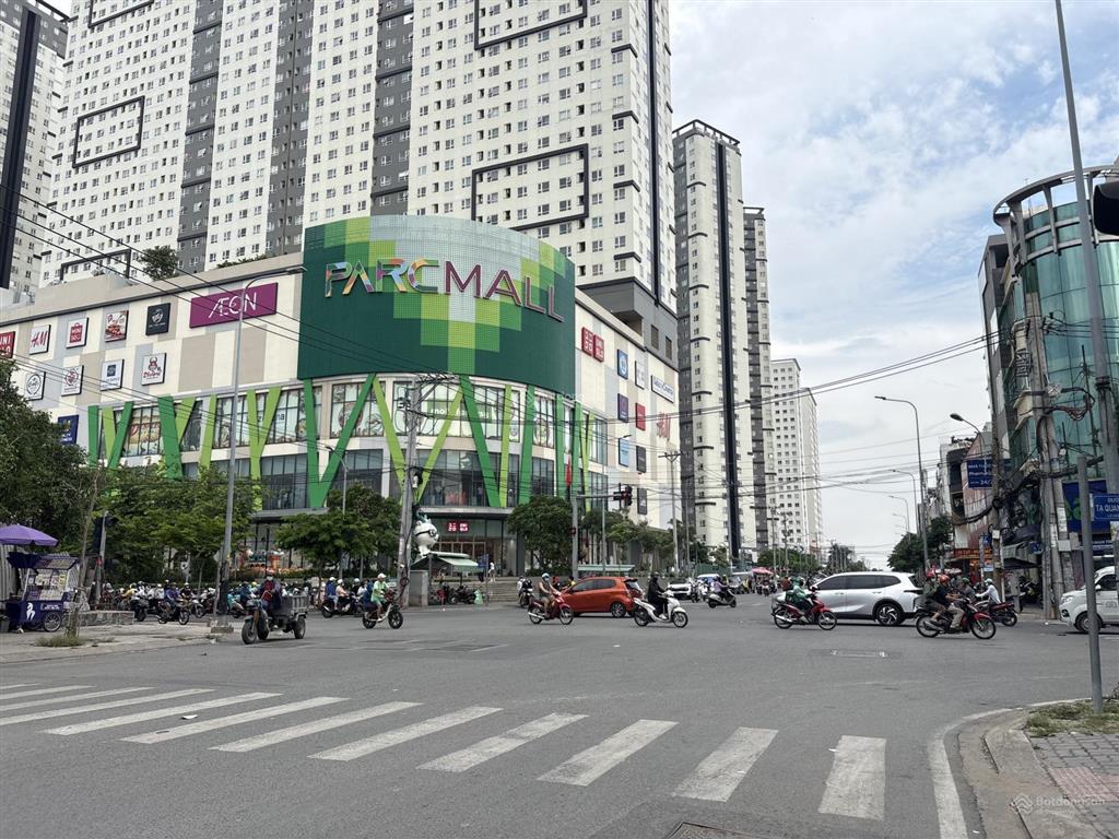 Đất nền mặt tiền lô góc 20x8m, cao lỗ, quận 8, 30,x tỷ