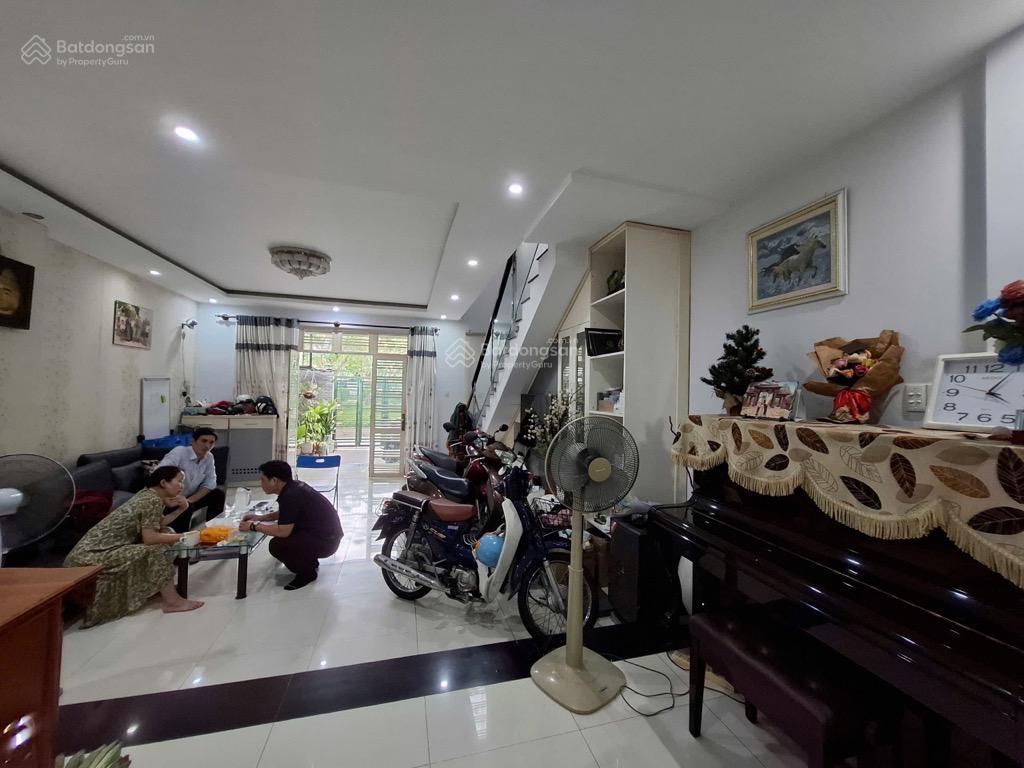 Bán nhà mặt tiền view công viên tạ quang bửu quận 8, 3 tầng, 5,5x18m, nhỉnh 15 tỷ