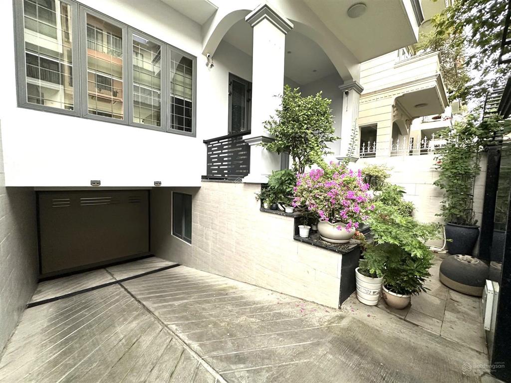 Biệt thự 150m2, 43 tỷ, 5 tầng tại khu đô thị him lam kênh tẻ, phường tân hưng, quận 7, hcm