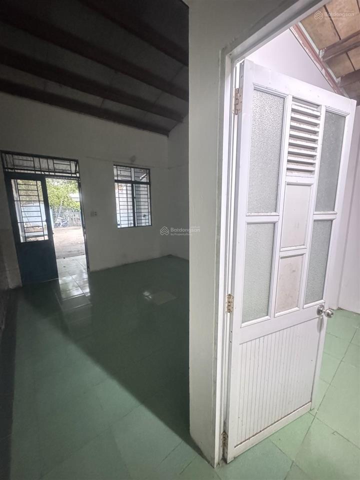 Bán nhà kiệt ô tô đường nam cao, hòa khánh, đà nẵng. diện tích 140m2. ngang 5,4m. chỉ 2,1 tỷ