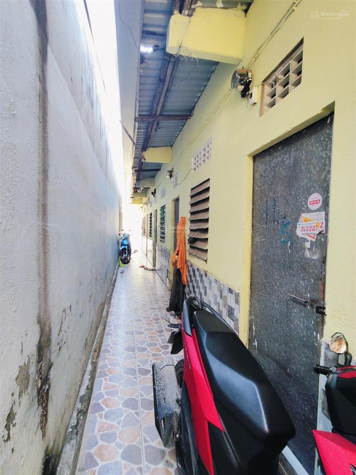 Với dt lớn 140m2, ngang 6m. có dãy trọ cho thuê. mà tc chỉ 4,4 tỷ đ. kiệt ô tô nguyễn chánh