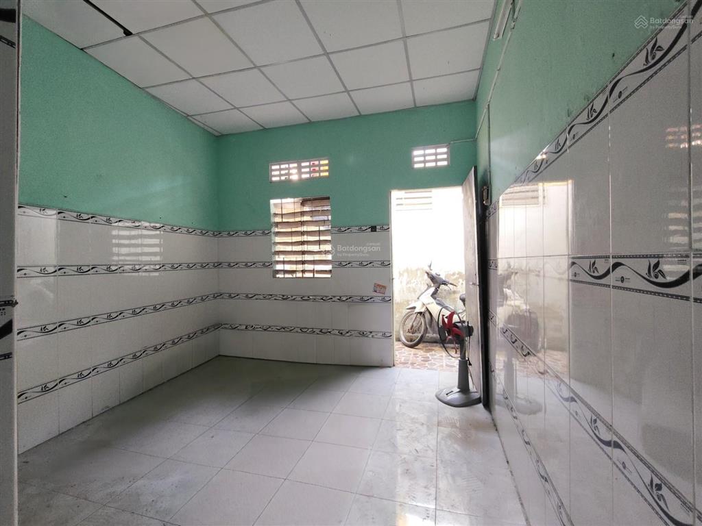 Với dt lớn 140m2, ngang 6m. có dãy trọ cho thuê. mà tc chỉ 4,4 tỷ đ. kiệt ô tô nguyễn chánh