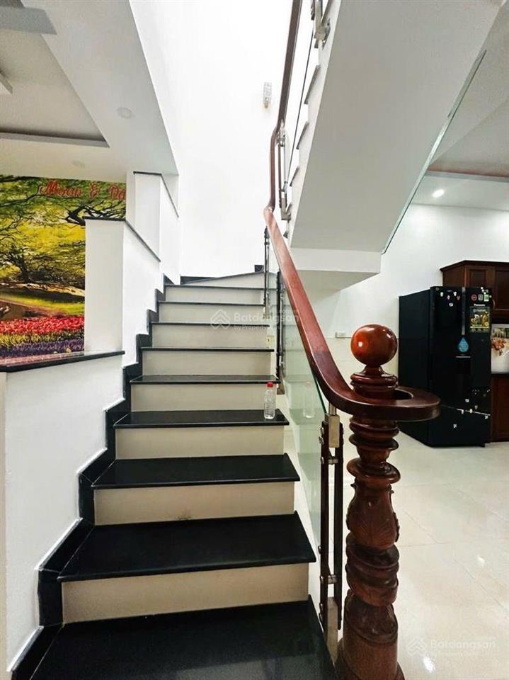 Bán nhà 2tầng btct trần xuân soạn quận 7 thành phố hồ chí minh